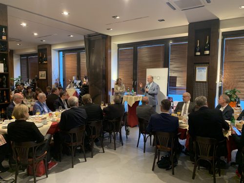 Diplomatisches Frühstück mit dem israelischen Botschafter Ron Prosor