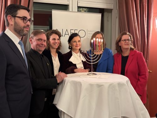 Ein Licht in dunklen Zeiten